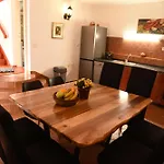 House Justina Villa