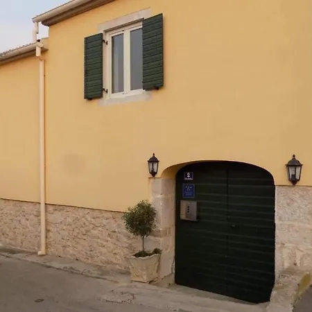 House Justina *