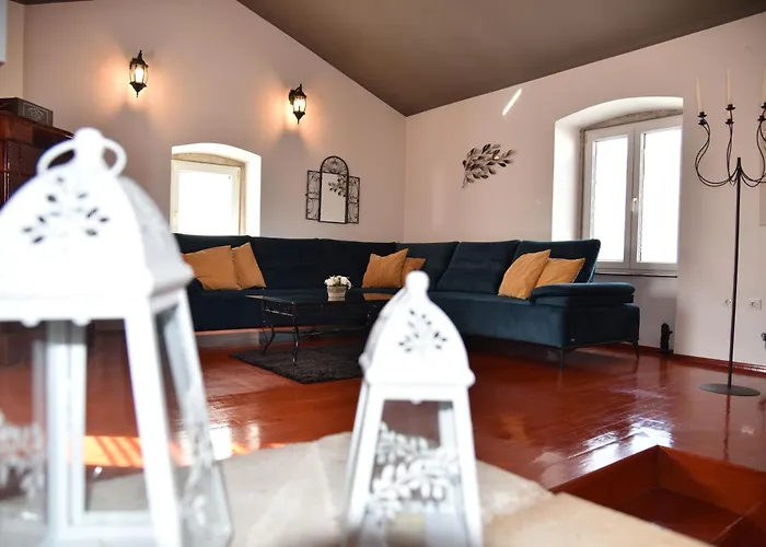 House Justina וילה זאדאר