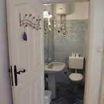 Vila House Justina